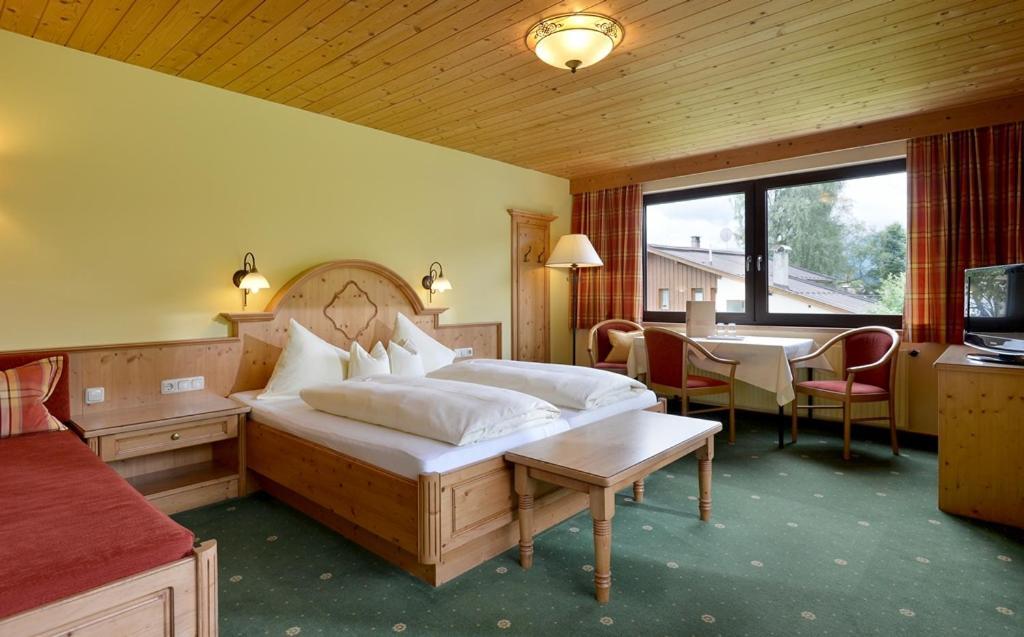 Gaestehaus Rottenspacher ケセン エクステリア 写真